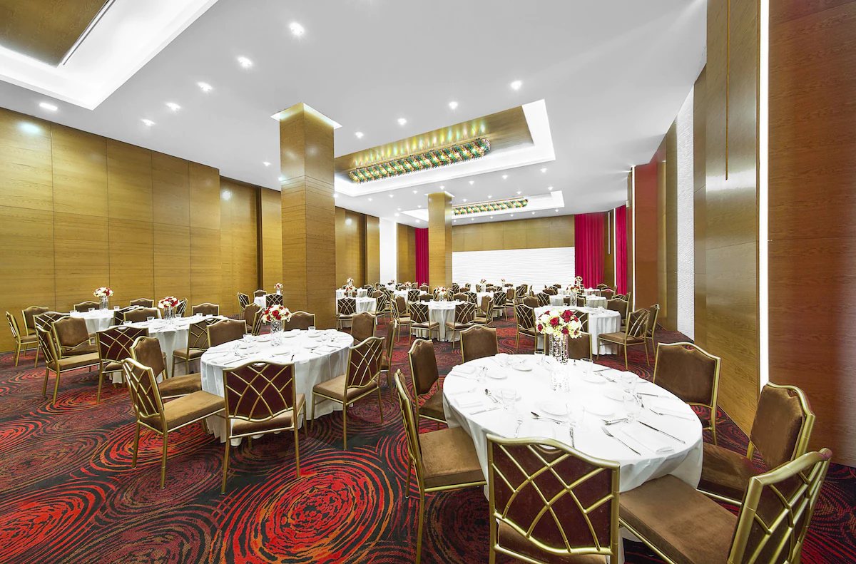 رستوران هتل آتانا دبی